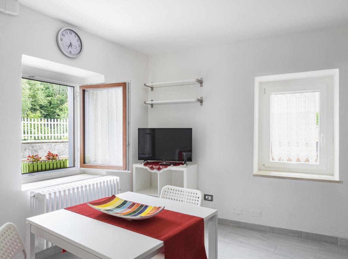 Appartamento Ai Crocus Cesclans Exteriör bild